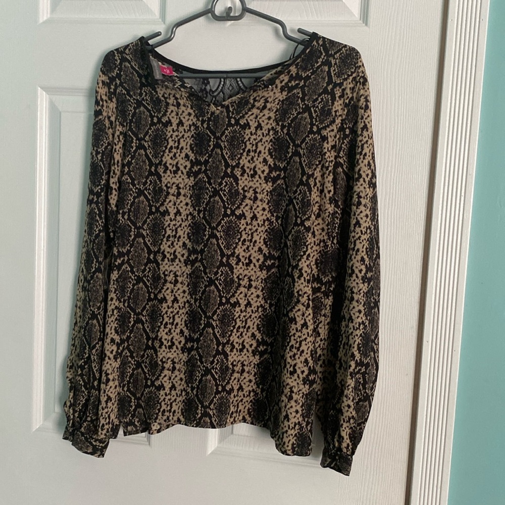 Blouse never worn new with tags